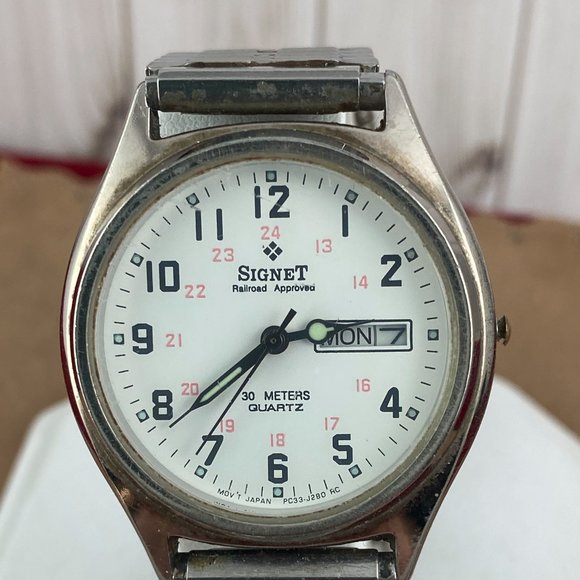 Vintage Signet Railroad Approved 24 Hour Quartz Watch - Picture 1 of 8